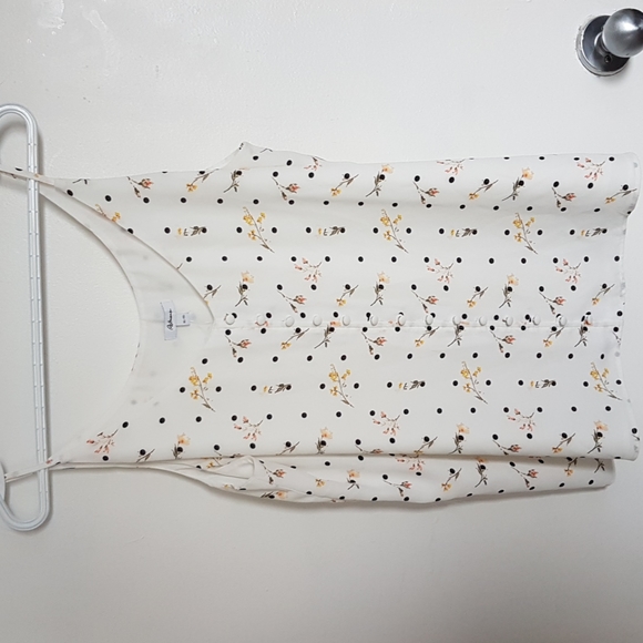 Reitmans floral blouse - Picture 2 of 4